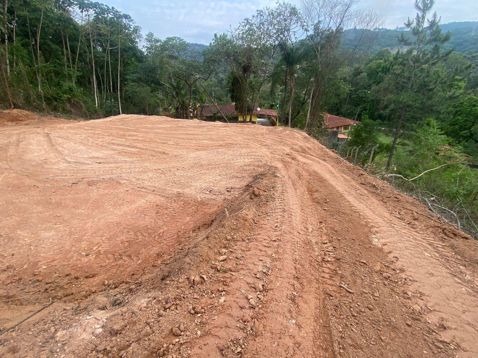 Terreno, 1300 m² - Foto 1