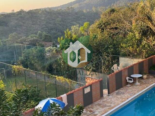 Casa para Venda em Mairiporã - 4