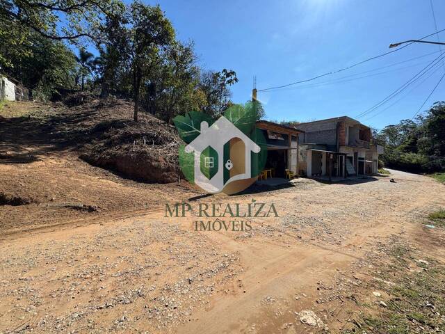Venda em CORUMBÁ - Mairiporã