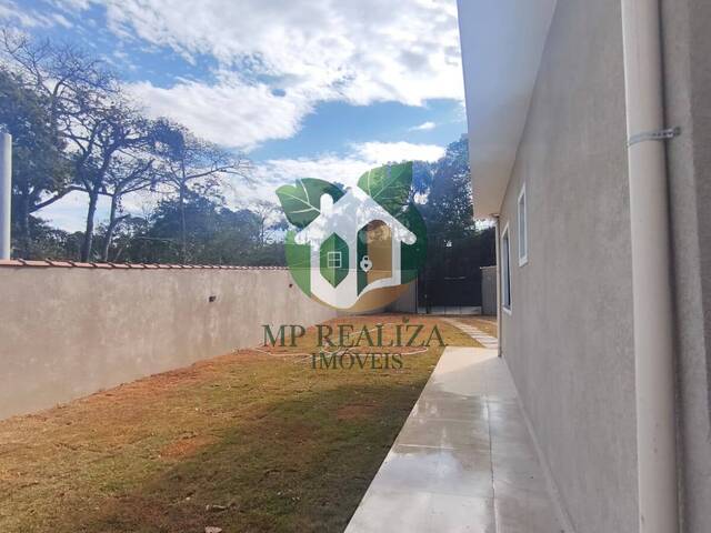 Casa para Venda em Mairiporã - 3